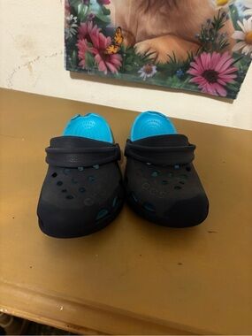 CROCS Kids' Clog in Black with Bright Blue Lining